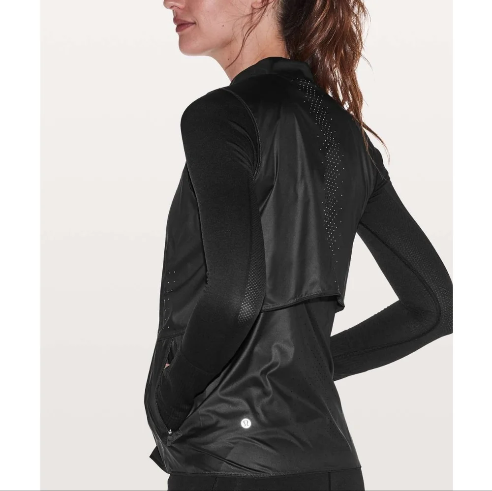 Lululemon Deep Inhale Vest